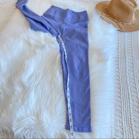 NUX Peloton Seamless Leggings Blue Purple Shapeshifter Compressive 7/8 High Rise - Picture 14 of 16